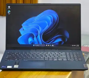 New Laptop Lenovo 12GB Intel Core i7 SSD 512GB