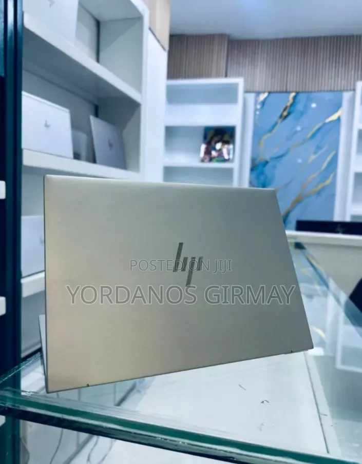 New Laptop HP EliteBook 845 G10 16GB Intel Core i7 SSD 1T