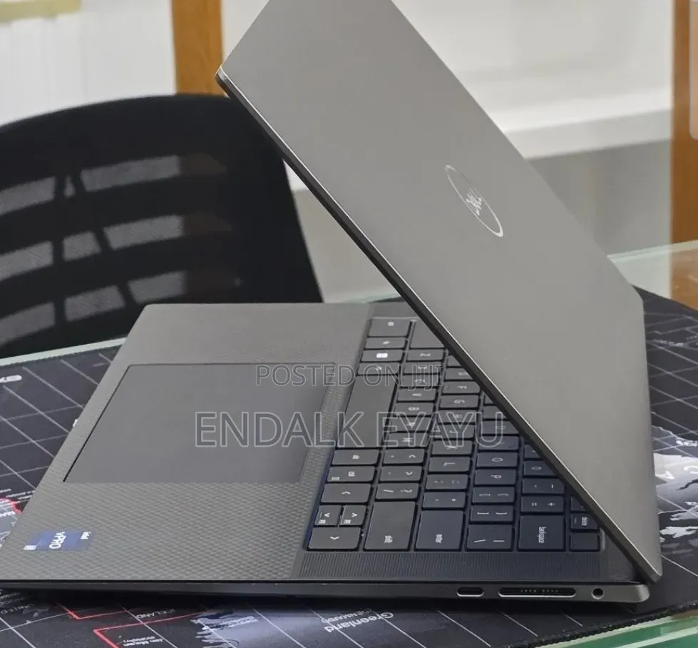 New Laptop Dell 16GB Intel Core i7 SSD 1T