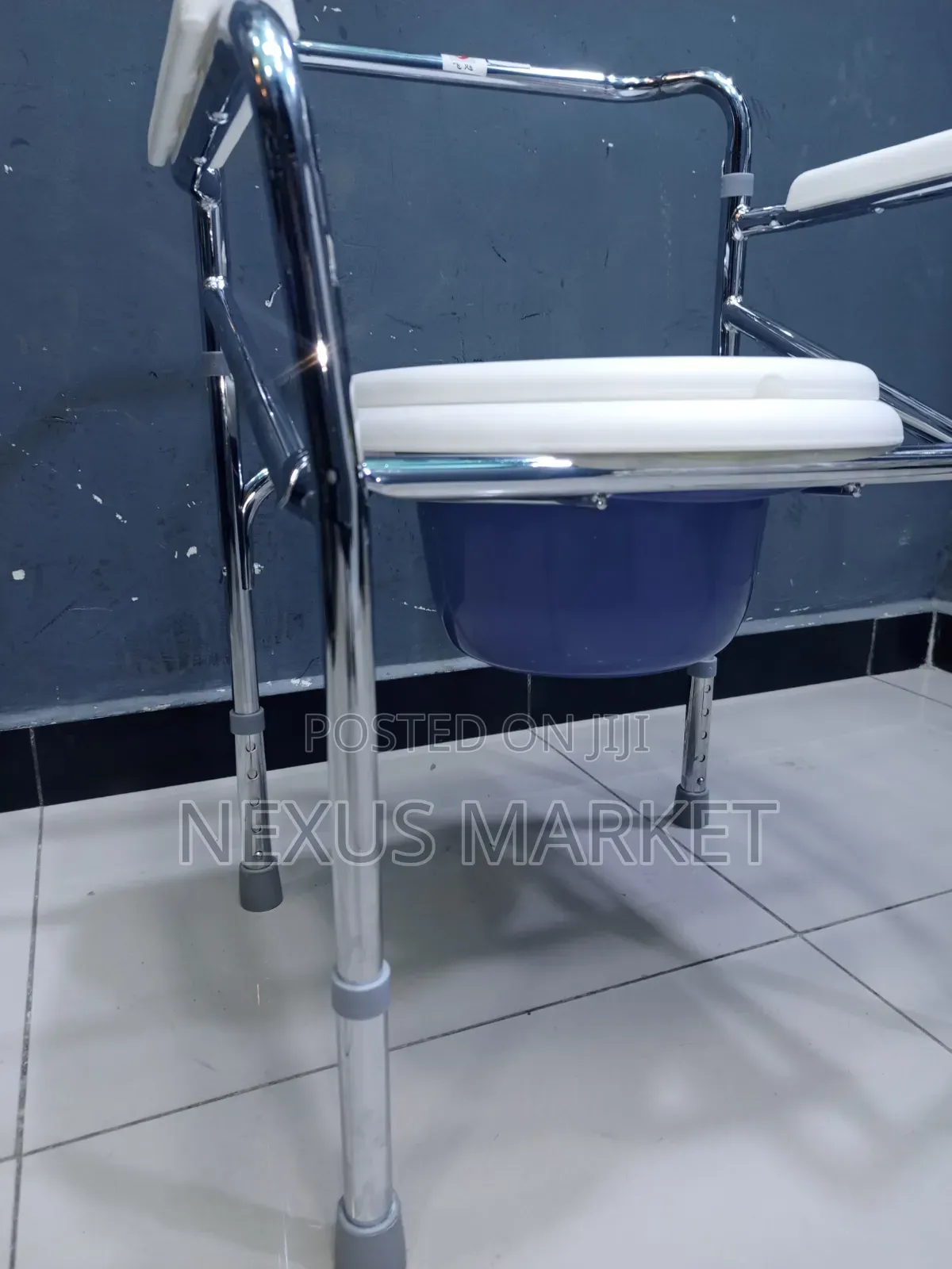 Toilet Chair Foldable Commode