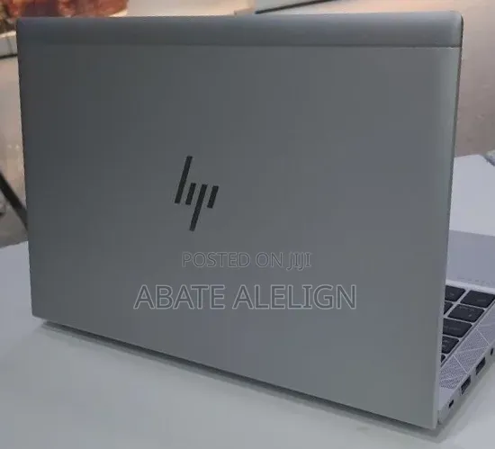 New Laptop HP EliteBook 830 G8 16GB Intel Core i5 SSD 512GB