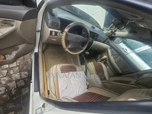 Toyota Corolla 2006 Ivory