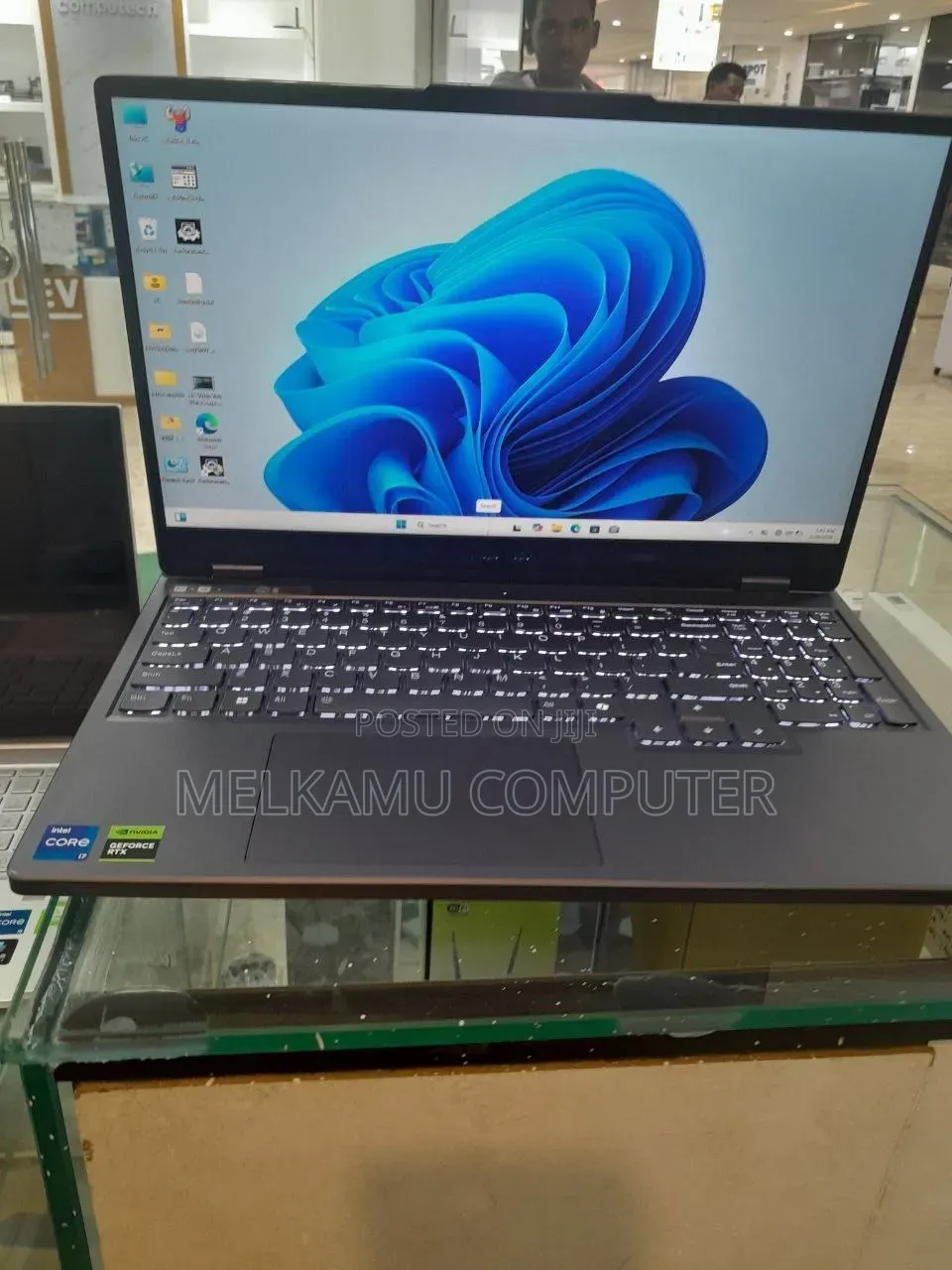 New Lenovo Legion Y7000P IRX9 Gaming Laptop 24GB Intel Core i7 SSD 1T
