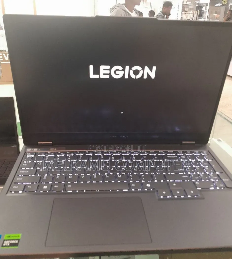 New Lenovo Legion Y7000P IRX9 Gaming Laptop 24GB Intel Core i7 SSD 1T