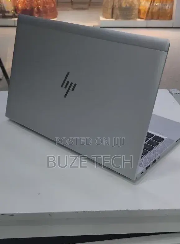 New Laptop HP EliteBook 830 G8 16GB Intel Core i5 SSD 512GB
