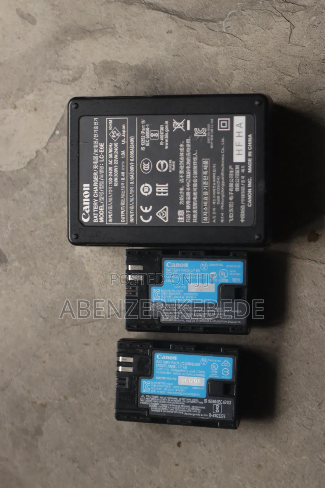 Canon Lp E6 Charger And 2 Battery's