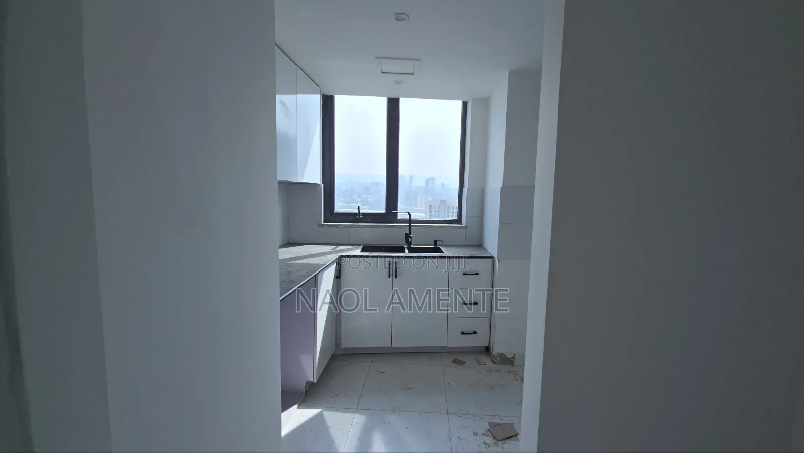 Furnished 3bdrm Apartment in Naol Amente, Lideta for sale