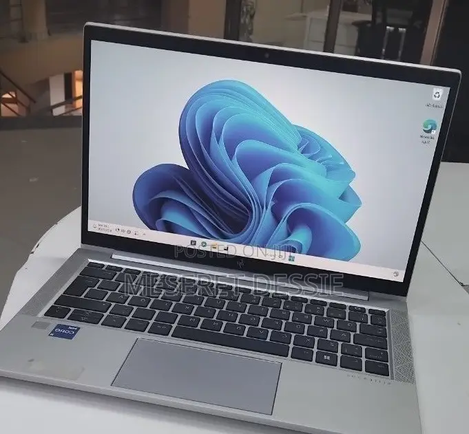 New Laptop HP EliteBook 840 16GB Intel Core i5 SSD 512GB