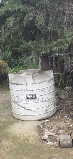 1000 Liter Roto + 4 Meter ማስቀመጫ