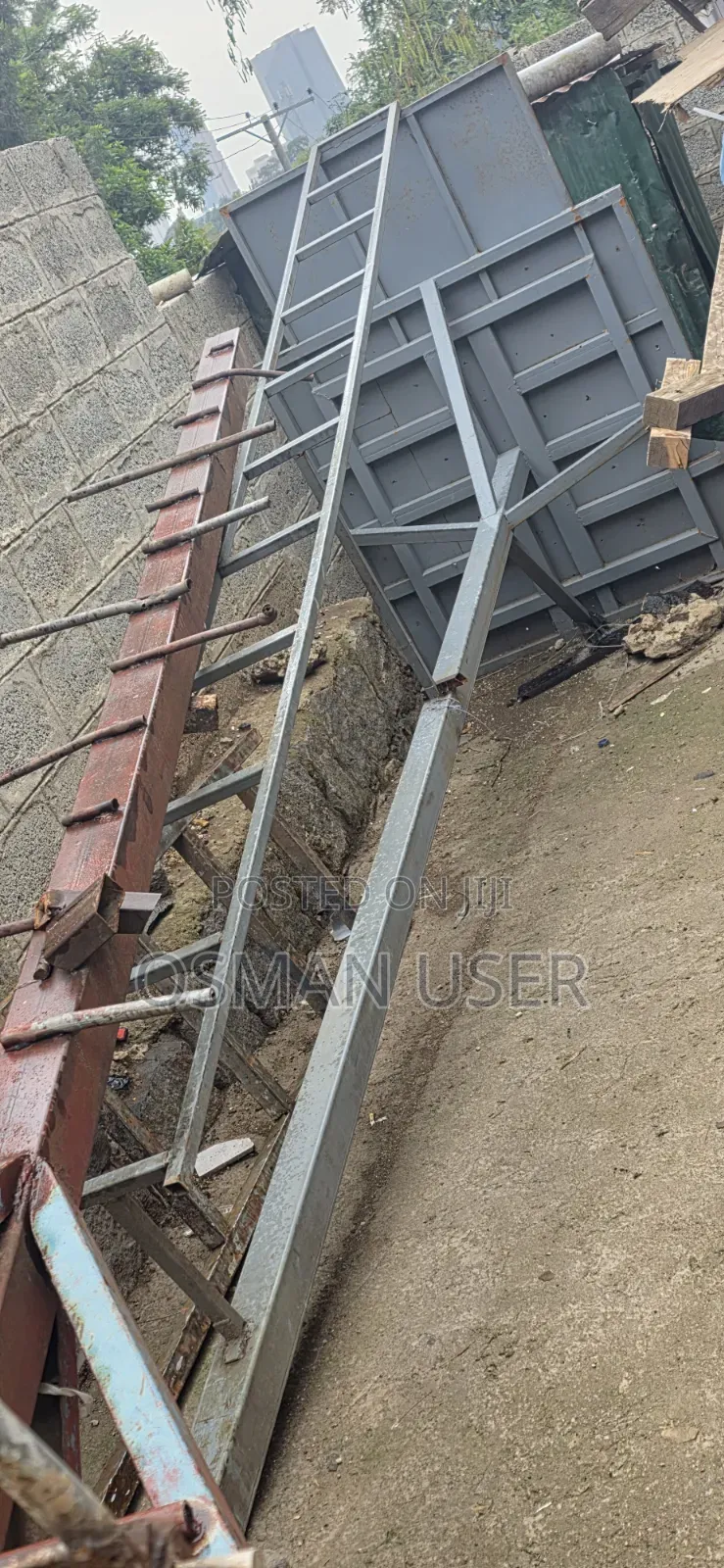 1000 Liter Roto + 4 Meter ማስቀመጫ