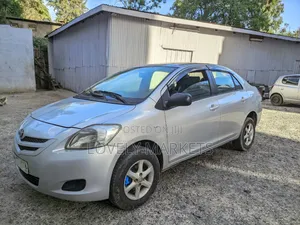Toyota Yaris 2006 Silver