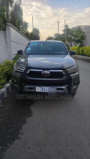 Toyota Hilux 2021