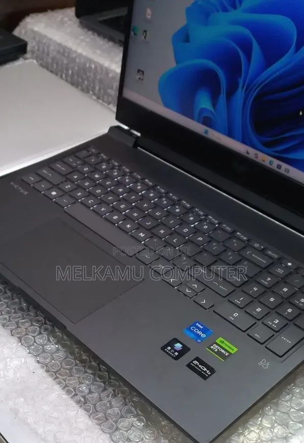 New Laptop HP Victus 16 16GB Intel Core i7 SSD 1T
