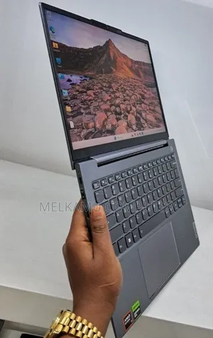 New Laptop Lenovo Thinkbook 14 32GB AMD Ryzen 7 SSD 512GB