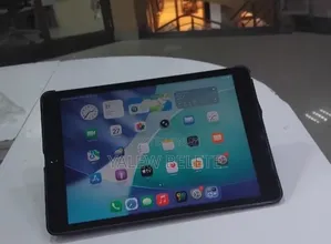 New Apple iPad 10.2 (2021) 64 GB Silver