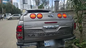 Toyota Hilux 2017 Silver