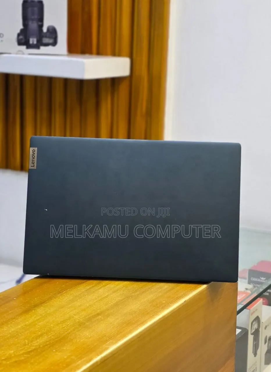 New Laptop Lenovo Ideapad 3 12GB Intel Core i7 SSD 512GB