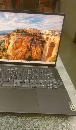 New Laptop Lenovo ThinkPad X1 Yoga Gen 8 32GB AMD Ryzen 7 SSD 1T