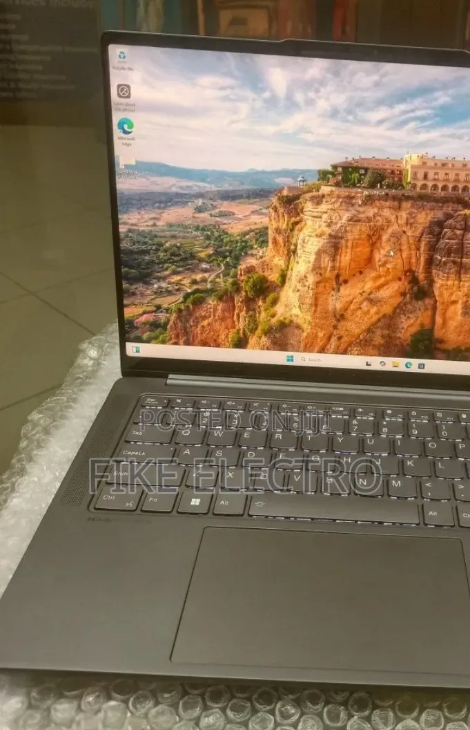 New Laptop Lenovo ThinkPad X1 Yoga Gen 8 32GB AMD Ryzen 7 SSD 1T