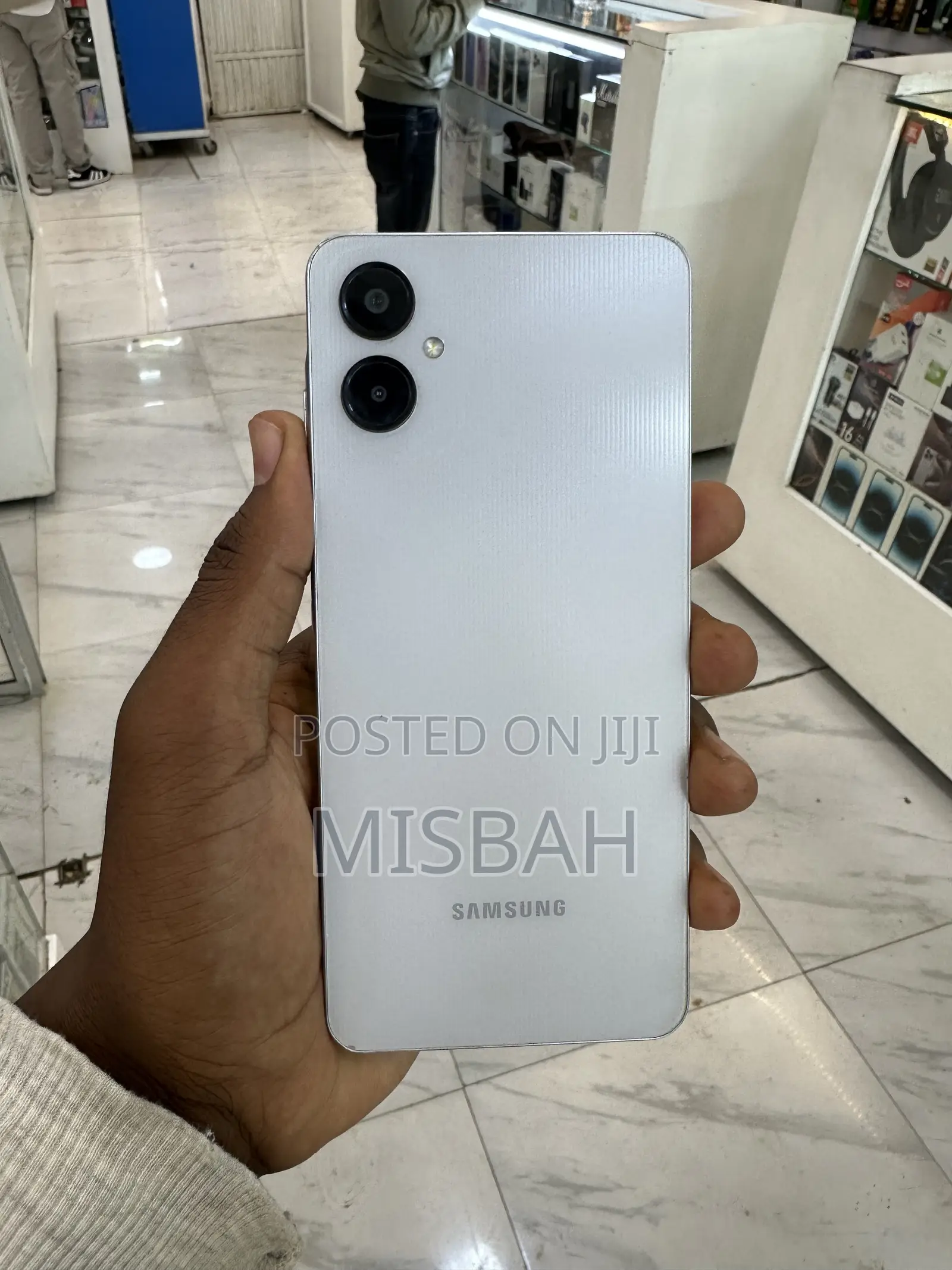 Samsung Galaxy A06 128 GB Silver