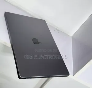 New Laptop Apple MacBook Pro 2020 M1 32GB Intel Core M3 SSD 256GB