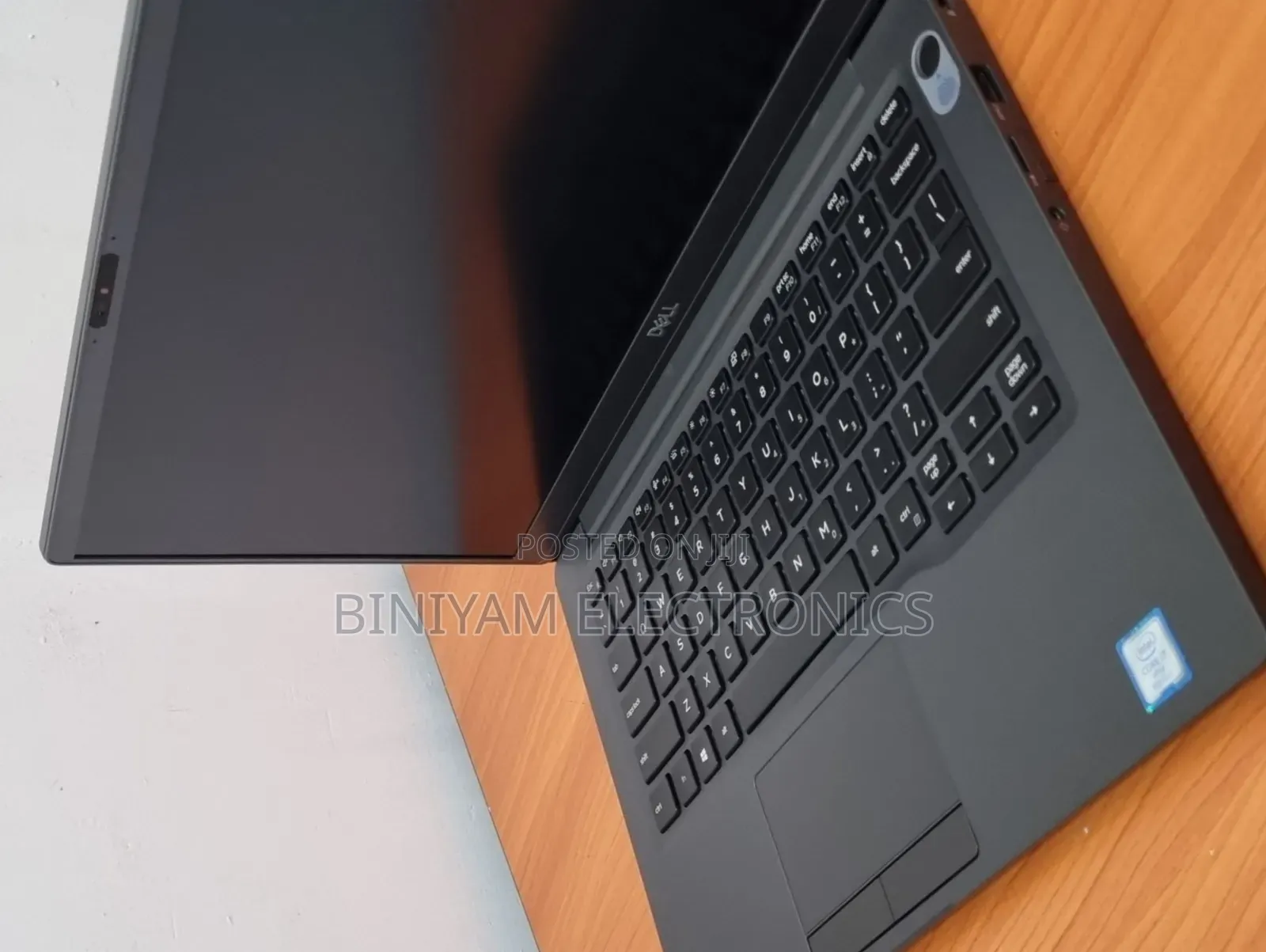 New Laptop Dell Latitude 7300 8GB Intel Core i7 SSD 256GB