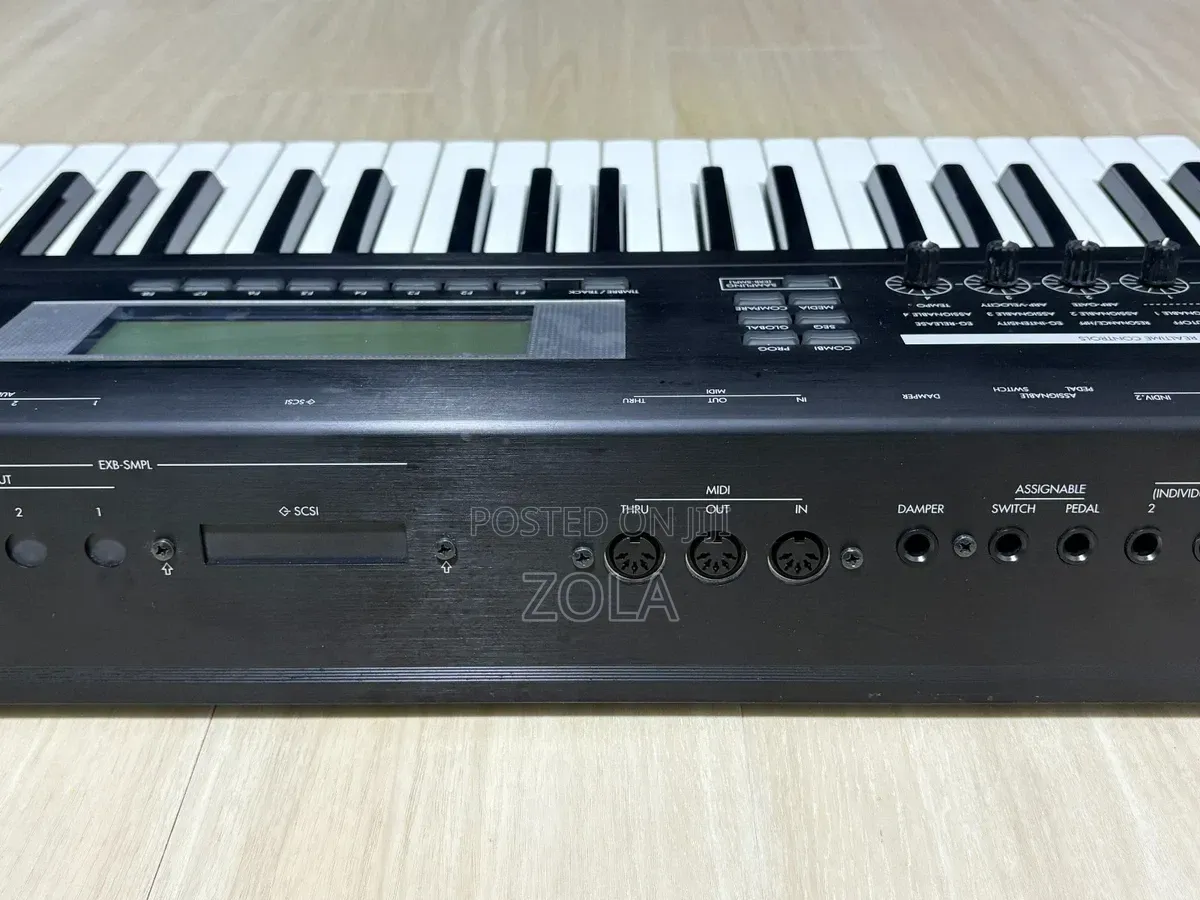 Korg Tr Music Keyboard