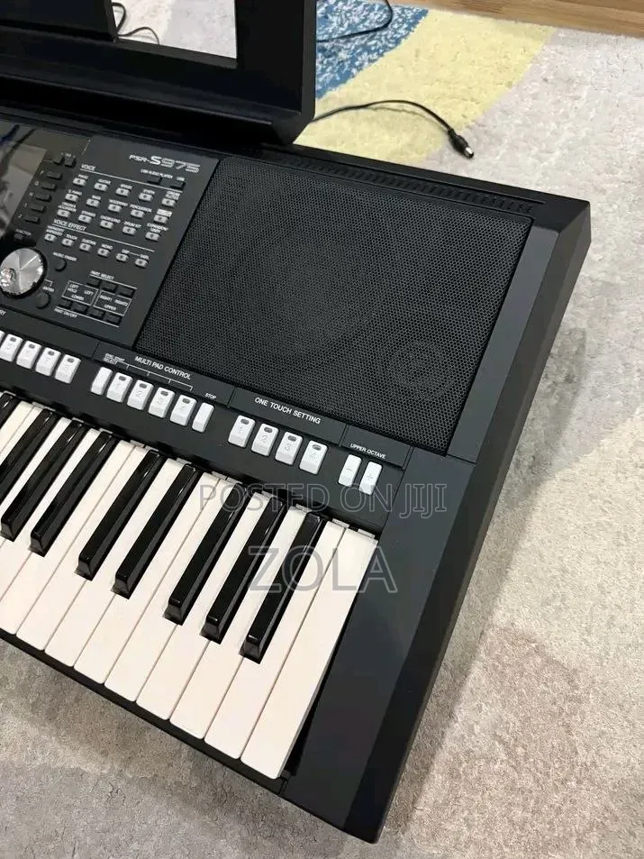 Yamaha Pse S975 New Music Keyboard