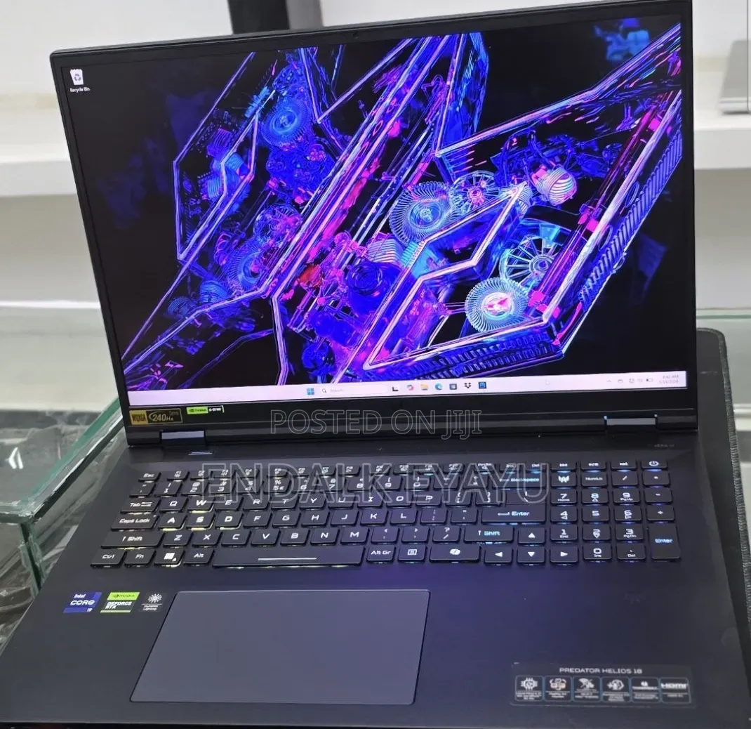 New Laptop Acer Predator Helios 18 32GB Intel Core i9 SSD 1T