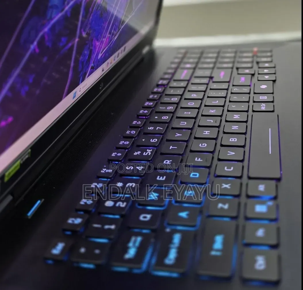 New Laptop Acer Predator Helios 18 32GB Intel Core i9 SSD 1T