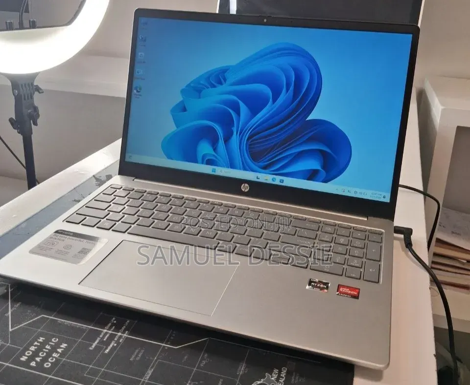 New Laptop HP Stream Notebook 16GB AMD Ryzen 5 SSD 256GB