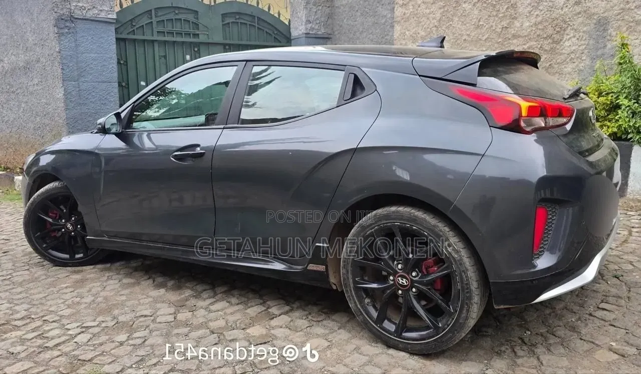 Hyundai Veloster 2019