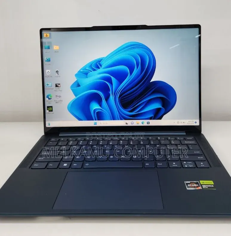 New Laptop Lenovo Yoga 2 16GB AMD Ryzen 7 SSD 512GB