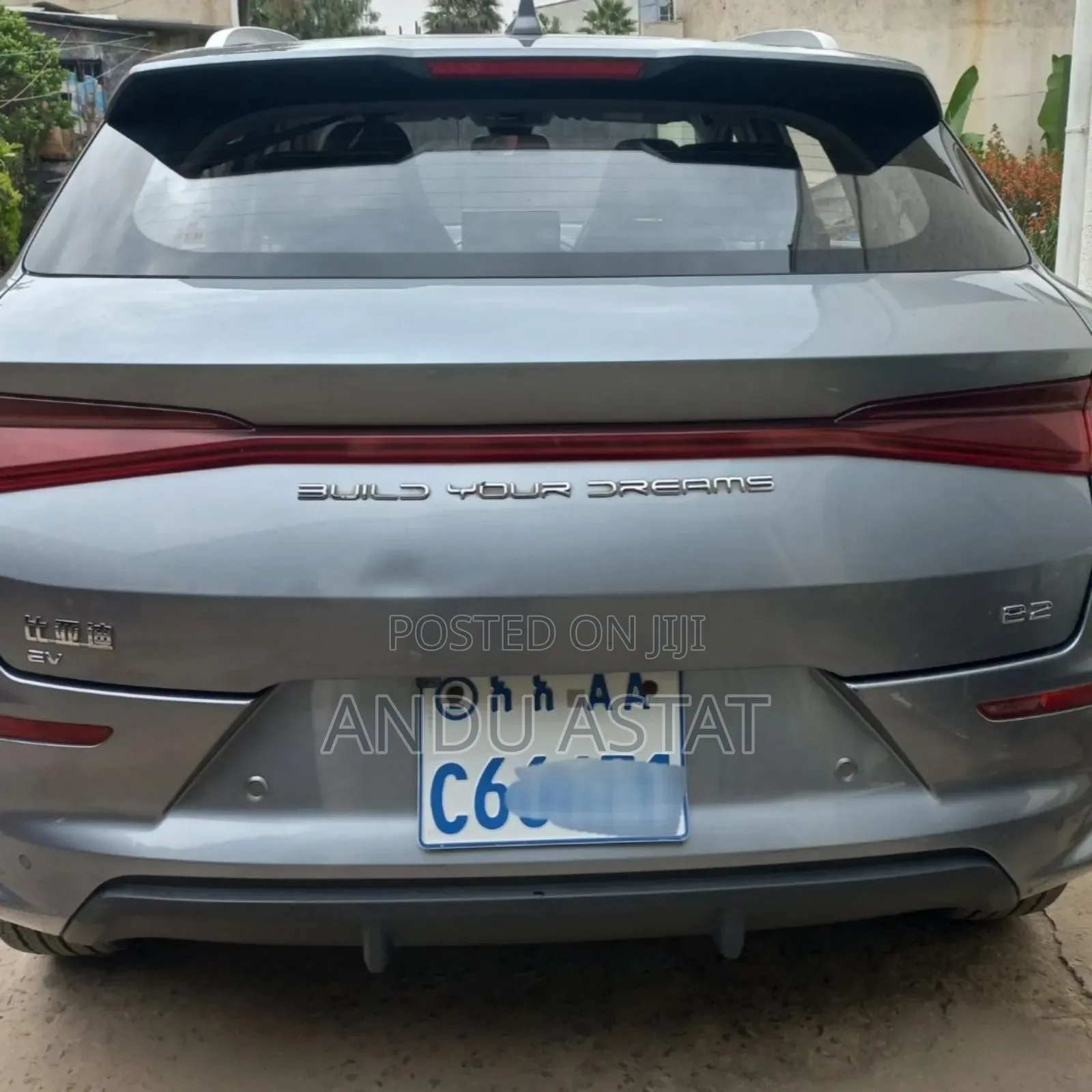 BYD E2 43 kWh 94 hp FWD 2024 Gray