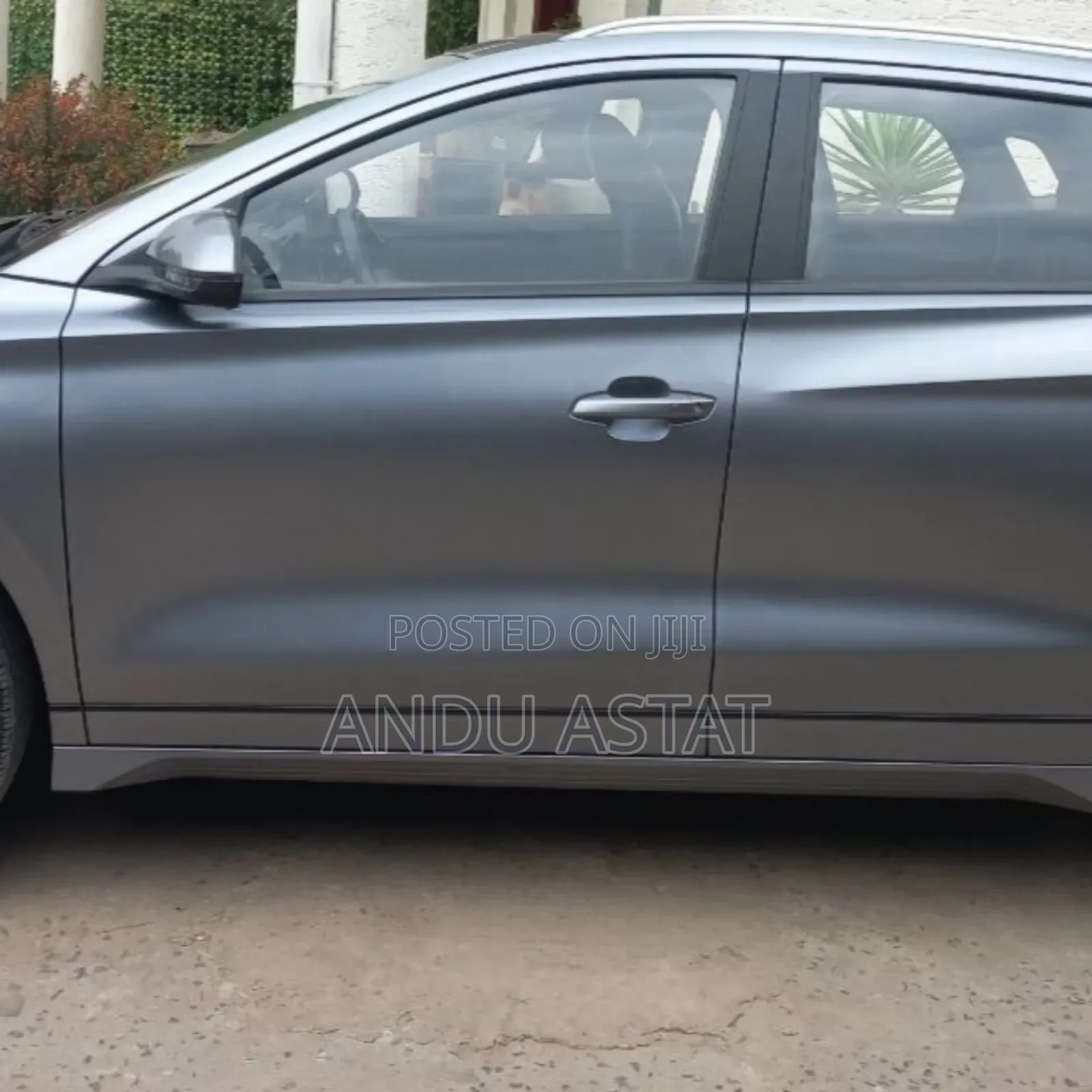 BYD E2 43 kWh 94 hp FWD 2024 Gray