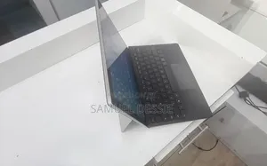 New Laptop Microsoft Surface Pro 8 8GB Intel Core i5 SSD 256GB