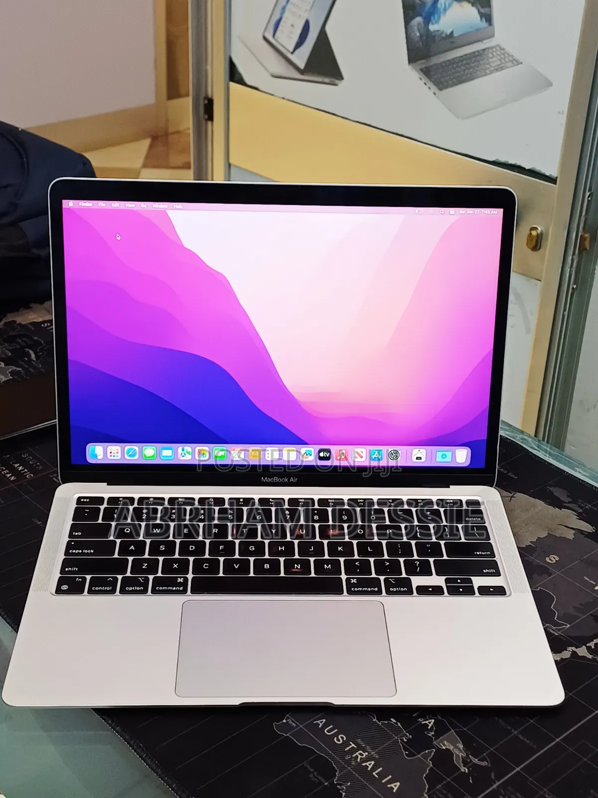 New Laptop Apple MacBook Air 2020 M1 16GB Apple M1 SSD 512GB