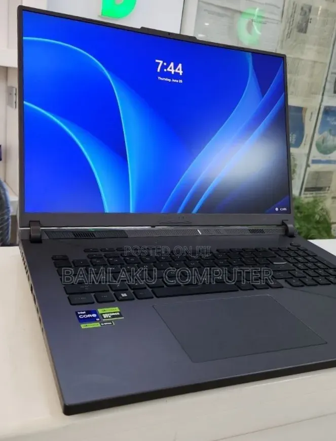 New Laptop Asus ROG Strix G16 G614 32GB Intel Core i9 SSD 2T