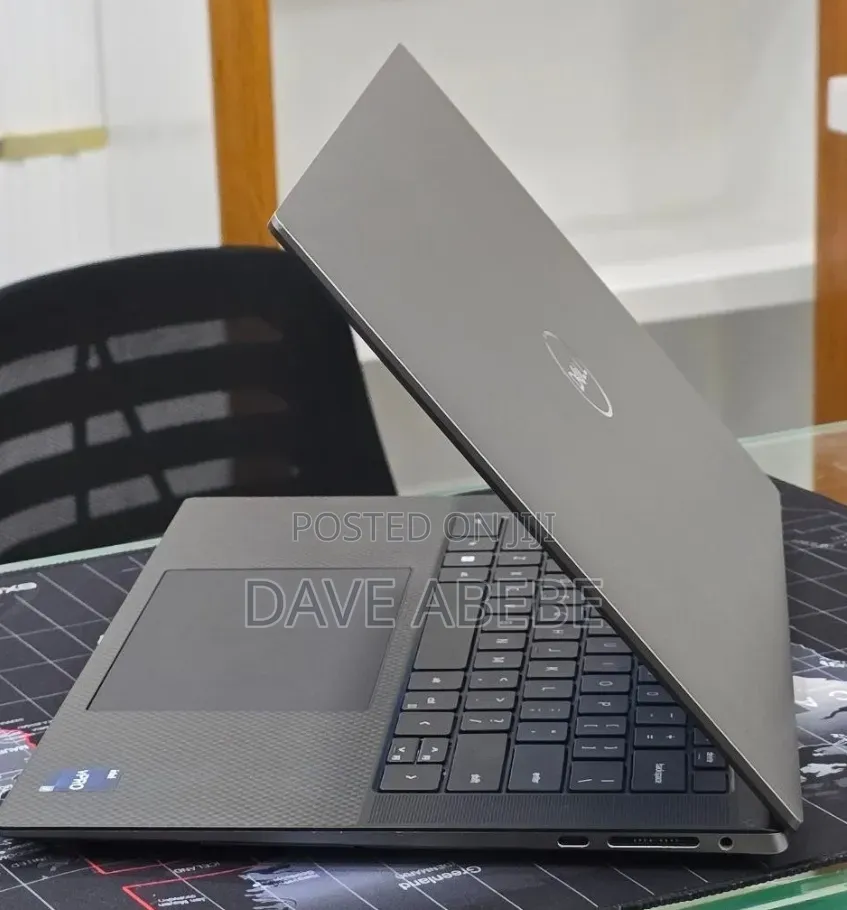 New Laptop Dell Precision 5540 16GB Intel Core i7 SSD 1T