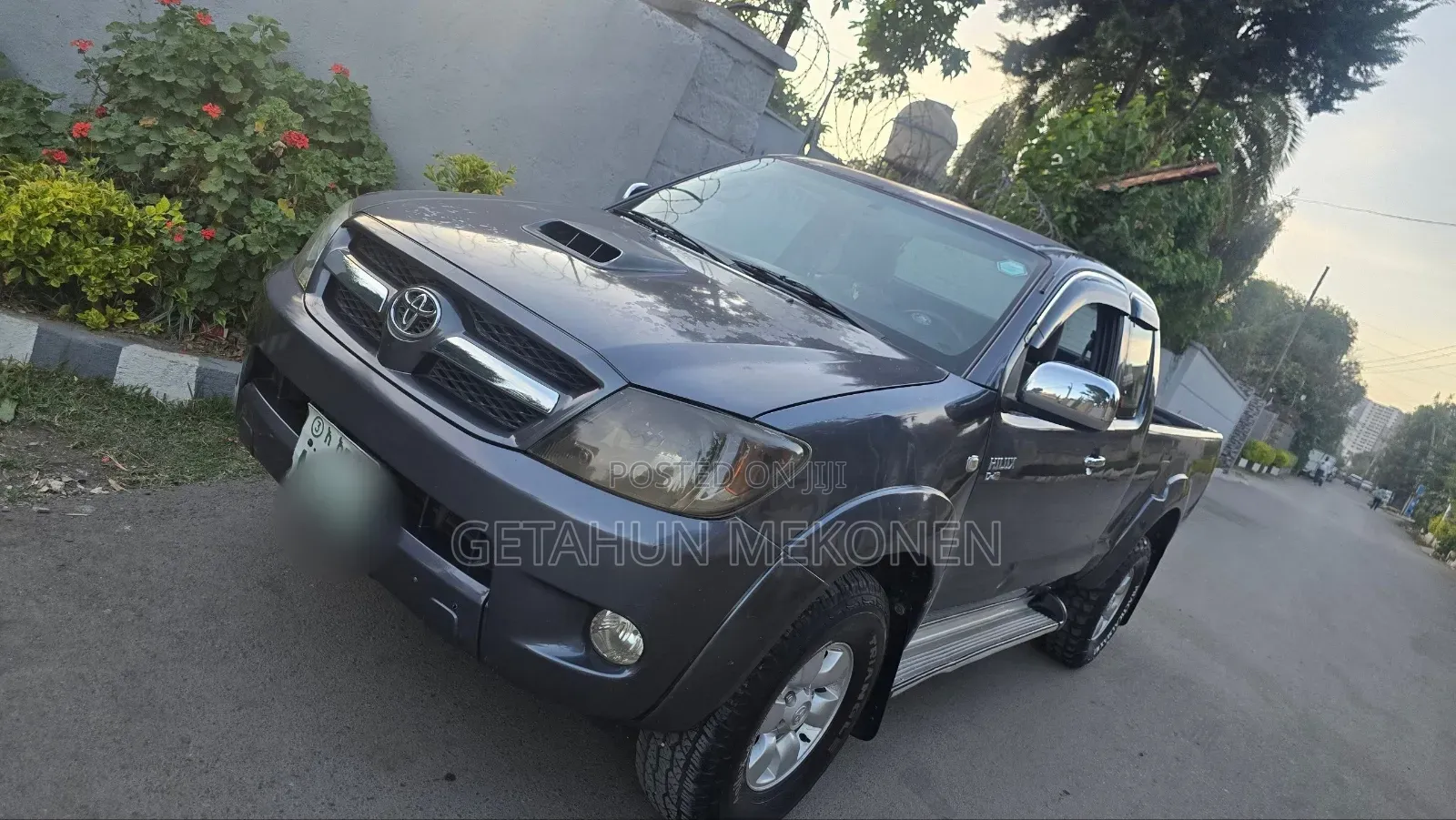 Toyota Hilux 2008 Gray