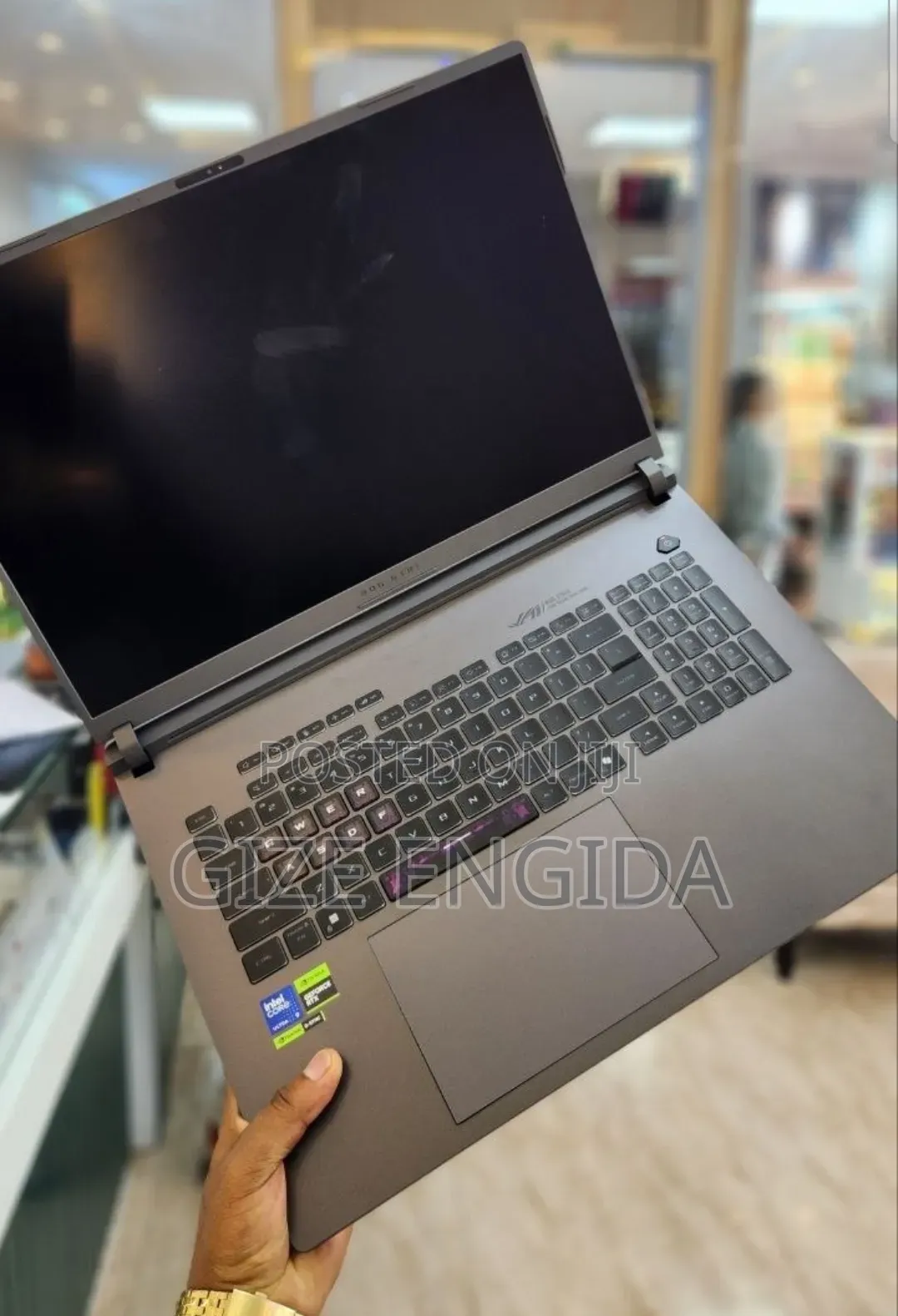 New Laptop Asus ROG Strix G18 32GB Nvidia SSD 2T