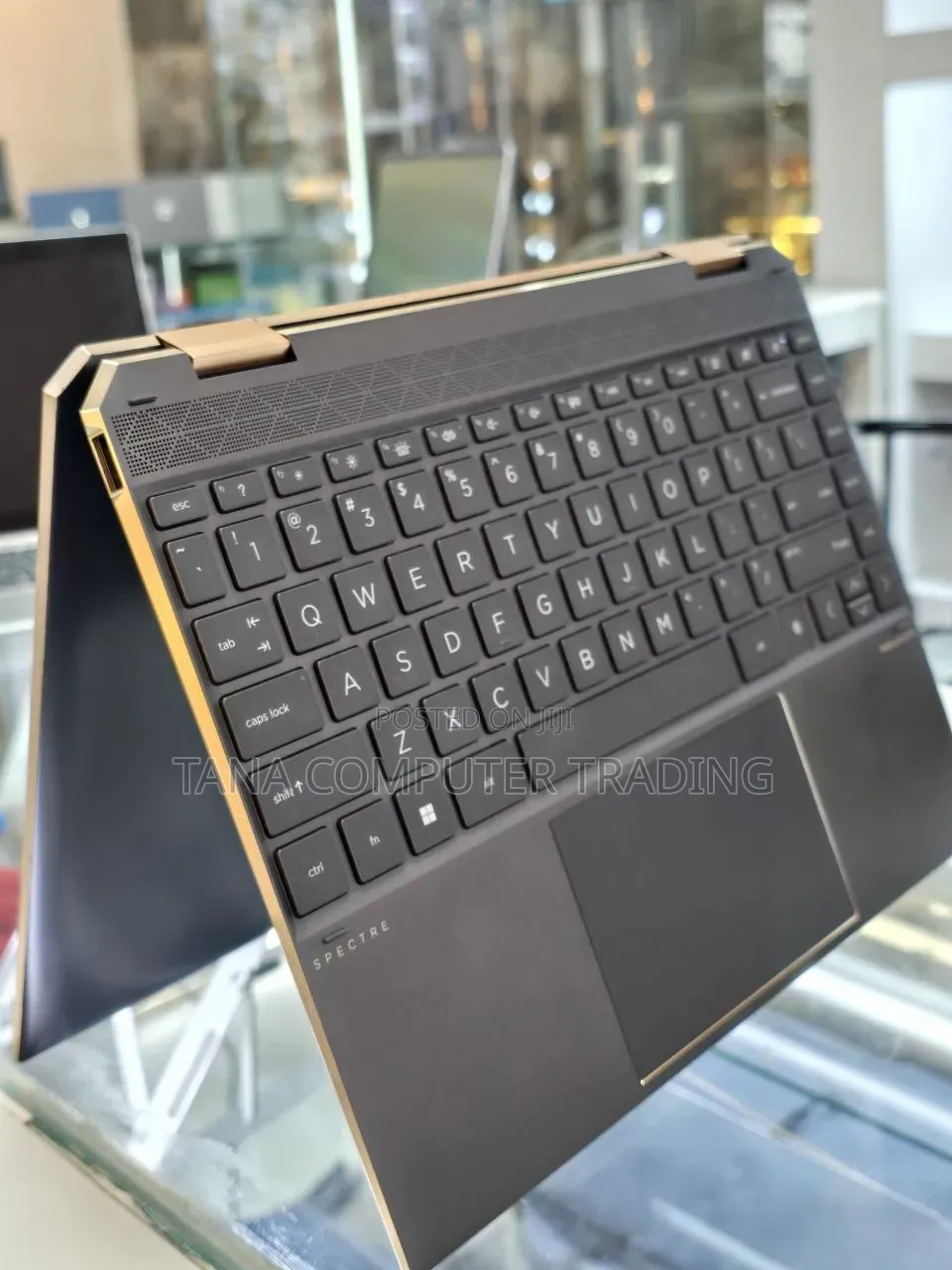 New Laptop HP Spectra 13 16GB Intel Core i7 SSD 512GB