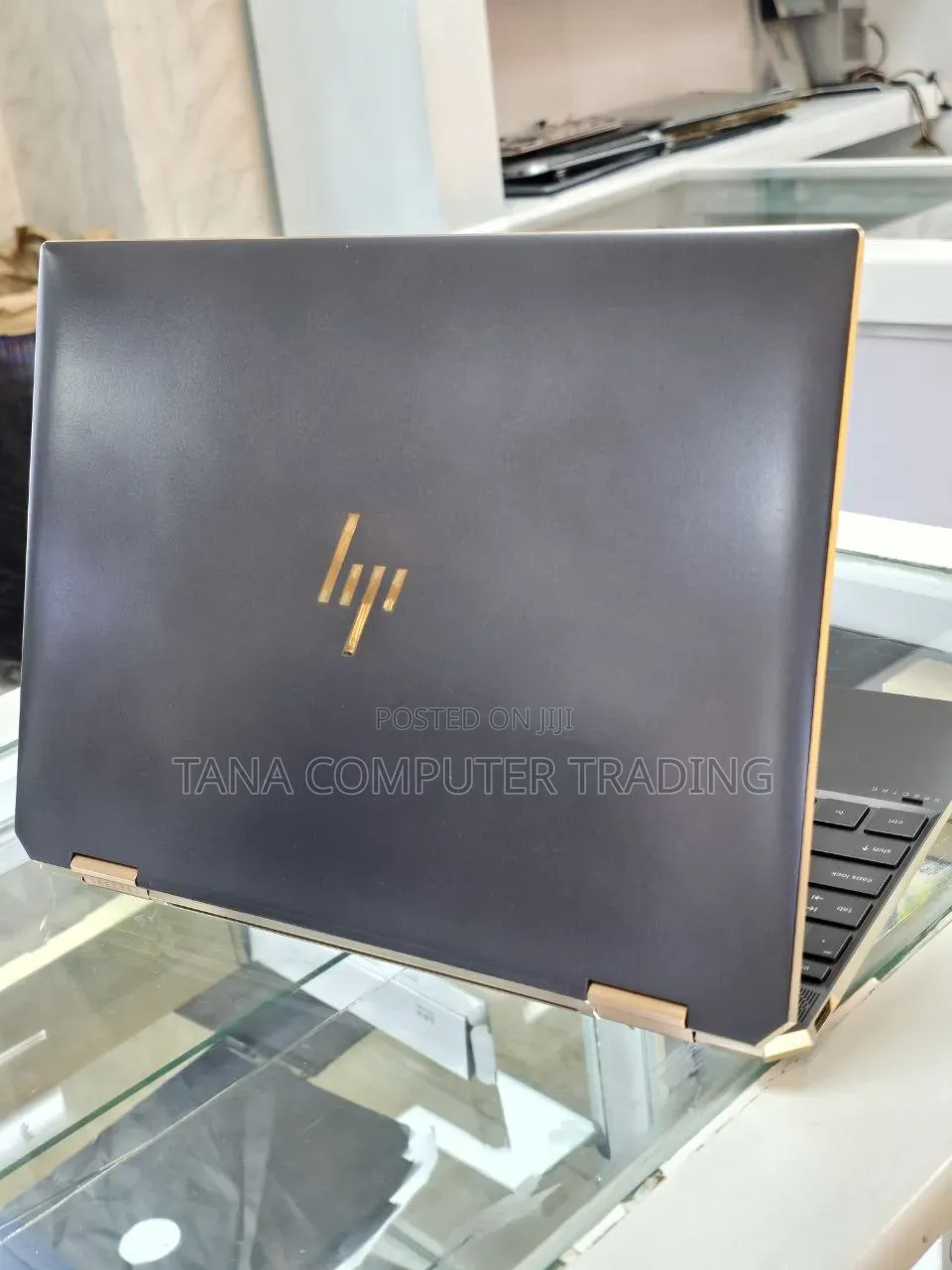 New Laptop HP Spectra 13 16GB Intel Core i7 SSD 512GB