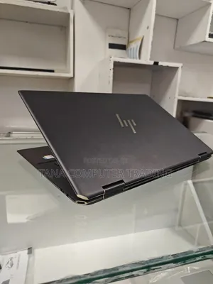 New Laptop HP Spectra 13 16GB Intel Core i7 SSD 512GB