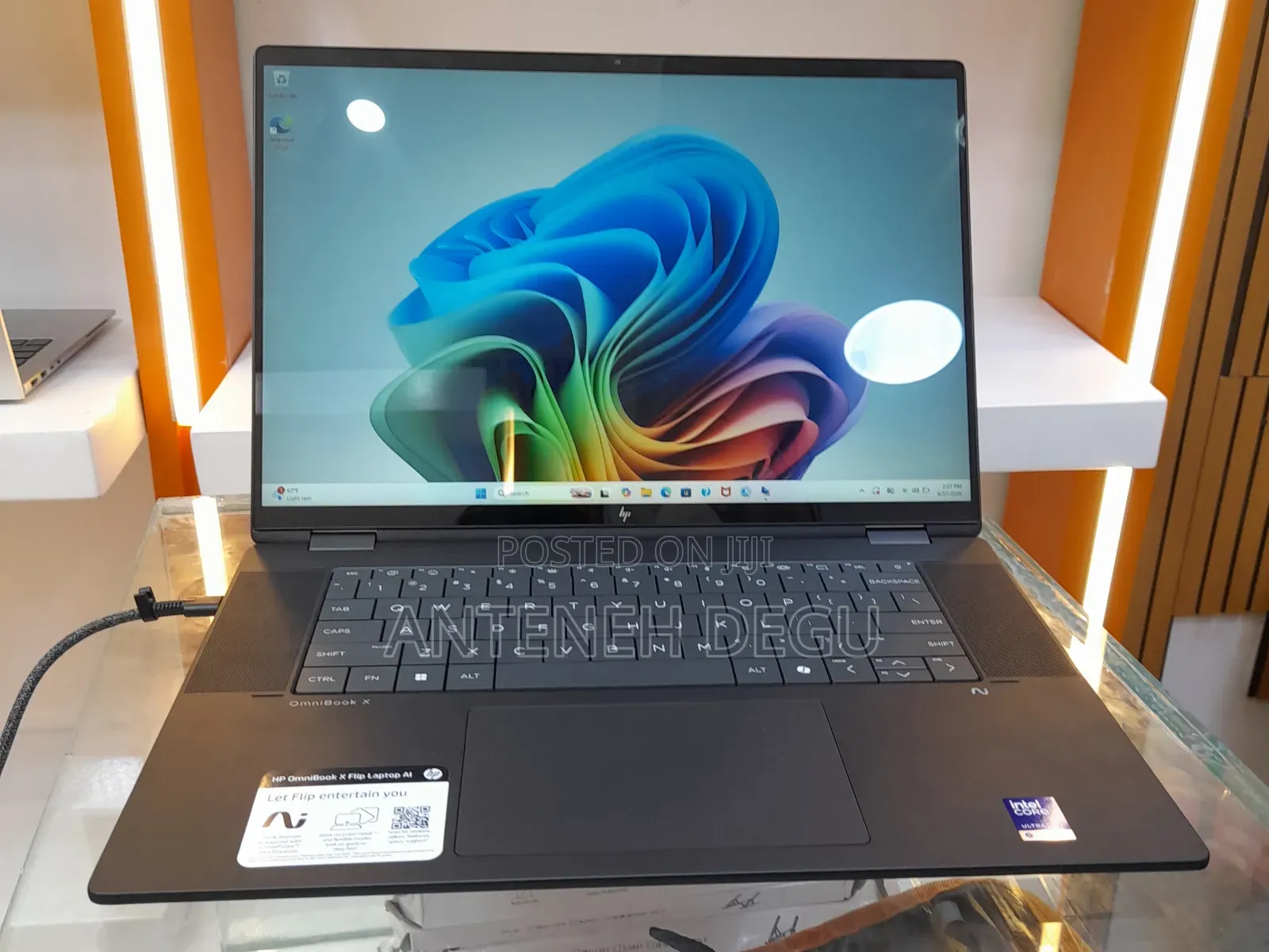 New Laptop HP OmniBook Ultra Flip 16" 16GB Intel Core Ultra 7 SSD 1T
