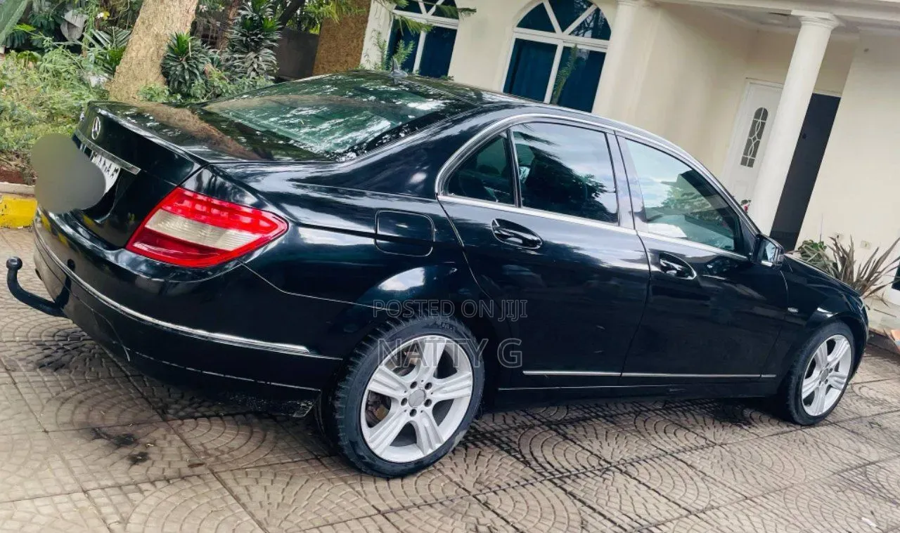 Mercedes-Benz C180 2008 Black