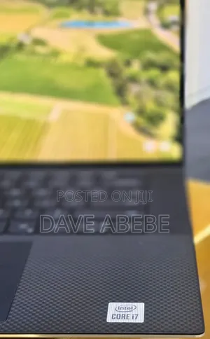 New Laptop Dell XPS 15 16GB Intel Core i7 SSD 512GB