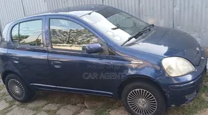 Toyota Vitz 2002 Blue