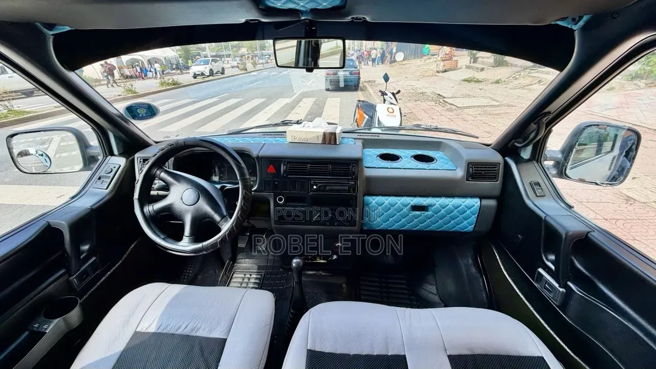 Volkswagen Transporter 2001 Blue
