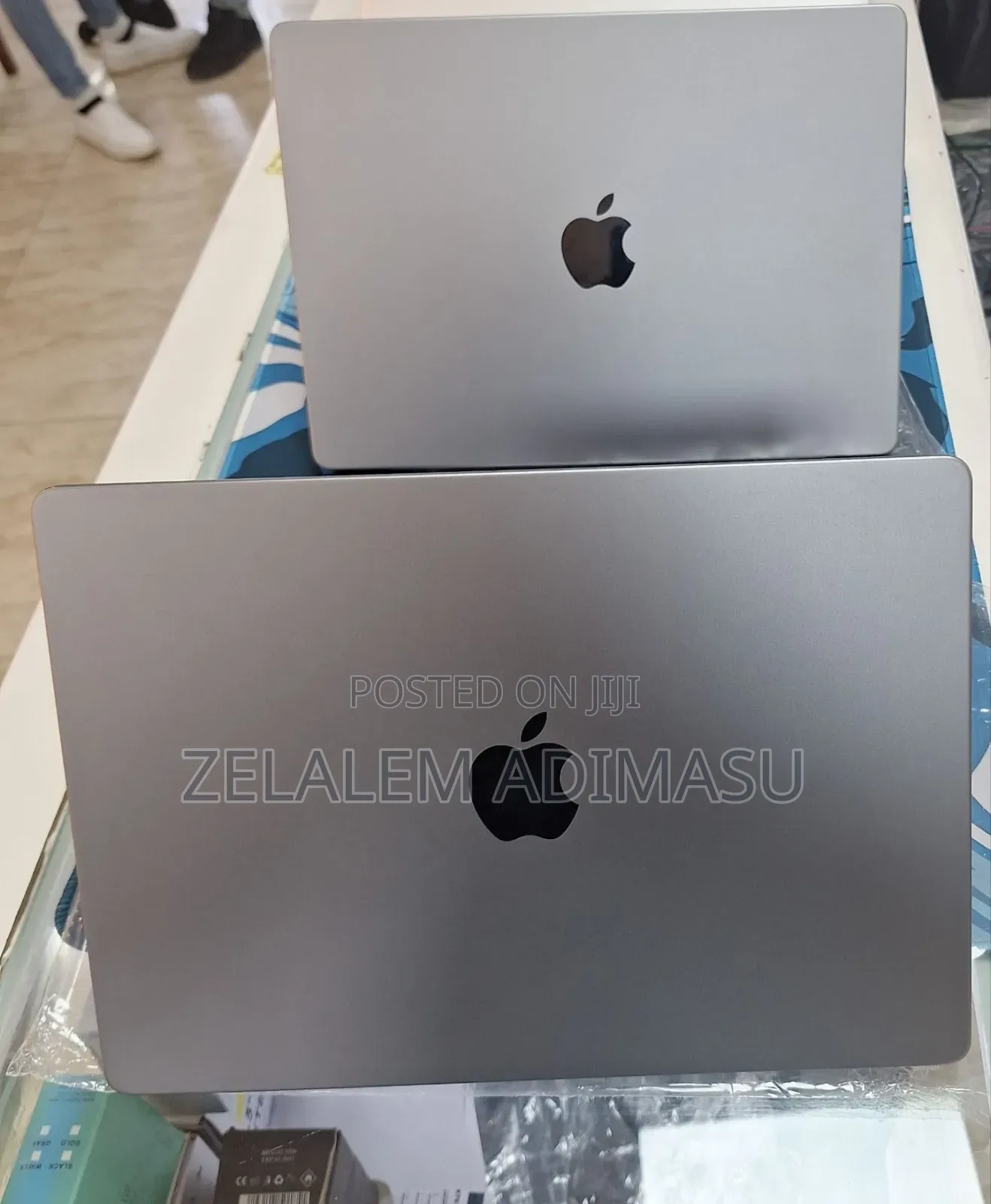 New Laptop Apple MacBook Pro 2020 M1 32GB Apple M1 Pro SSD 1T